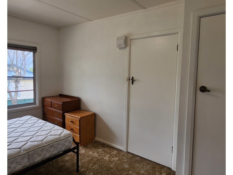 2/64A King Street, Muswellbrook NSW 2333