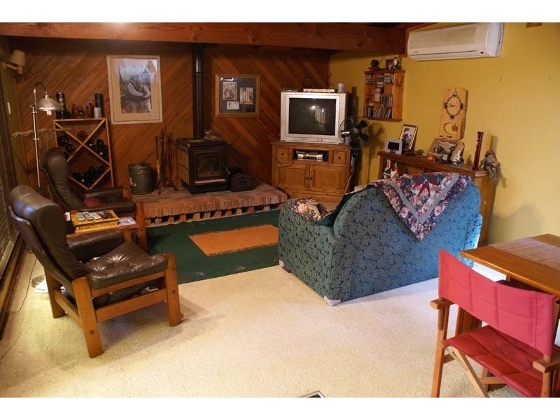 9 Short Street, Aberdeen NSW 2336