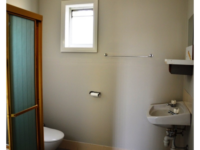 2/4 Campbell Street, Muswellbrook NSW 2333