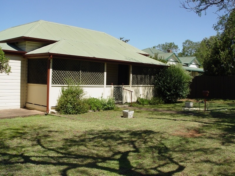 63 Sowerby Street, Muswellbrook NSW 2333