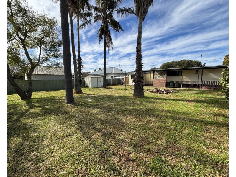 77 Aberdeen Street, Muswellbrook NSW 2333