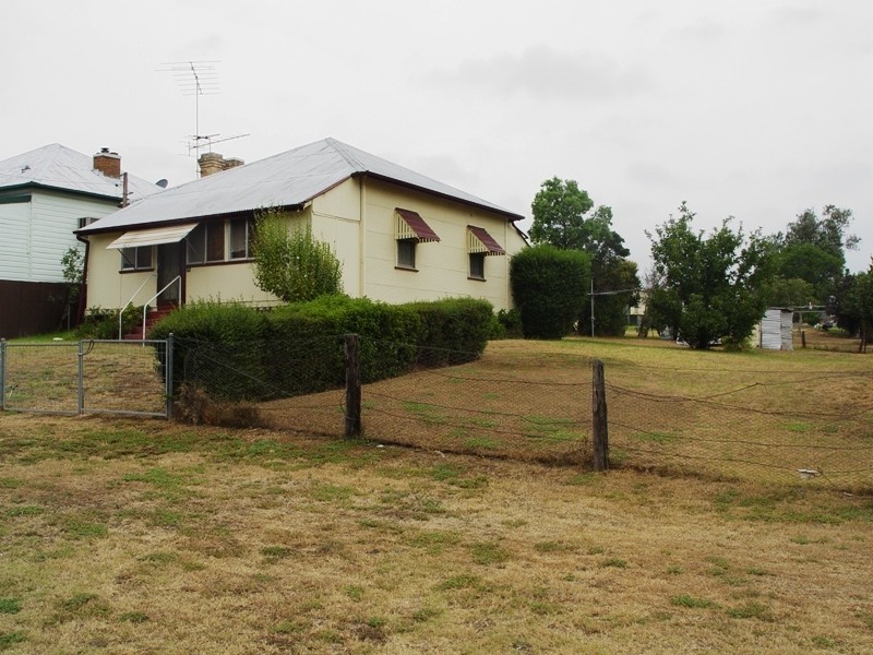 25 Graeme Street, Aberdeen NSW 2336