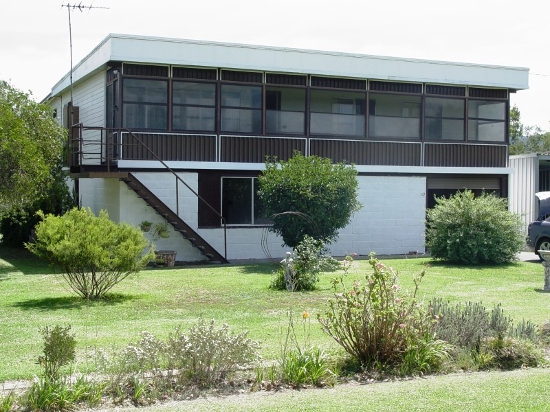 12 Hyde Street, Denman NSW 2328