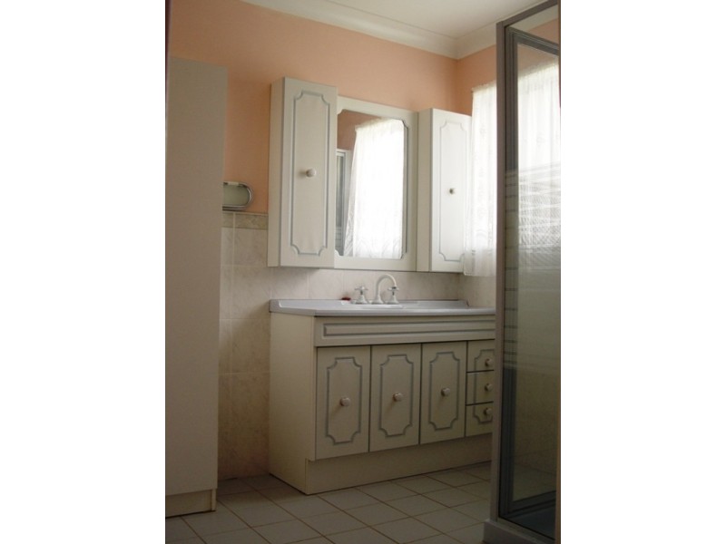 12 Hyde Street, Denman NSW 2328