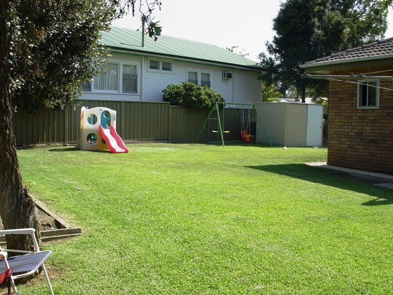 2 Adams Street, Muswellbrook NSW 2333
