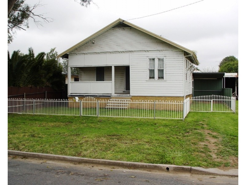 14 Scott Street, Muswellbrook NSW 2333