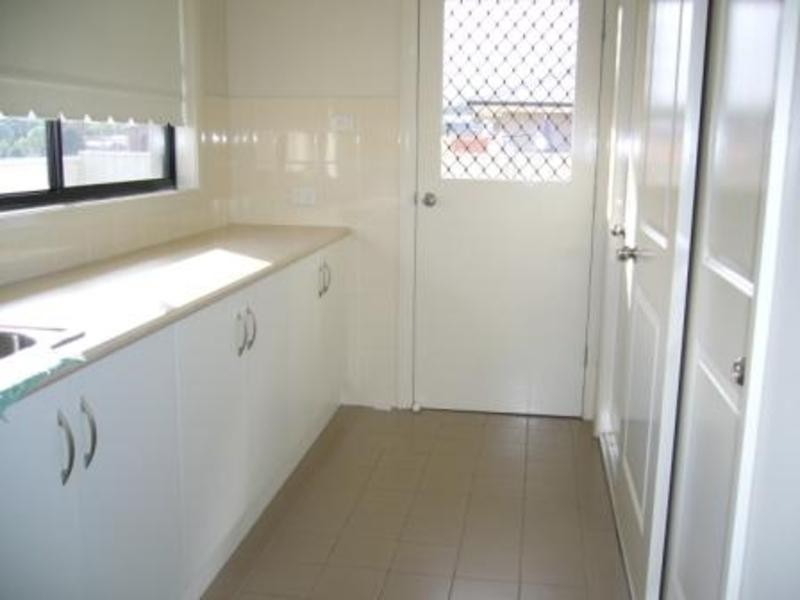 1/1 Alexander Close, Aberdeen NSW 2336