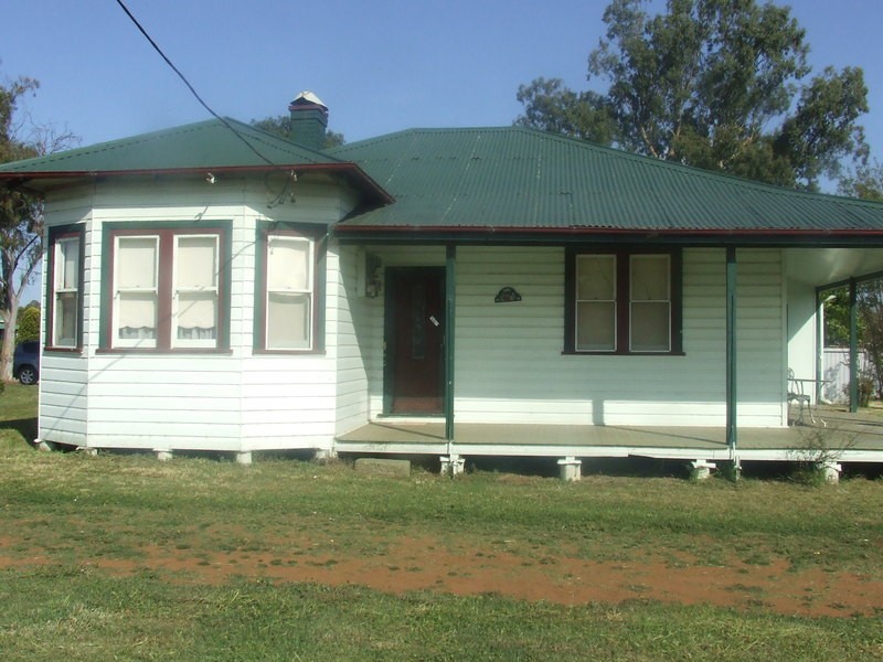 36 Perth Street, Aberdeen NSW 2336
