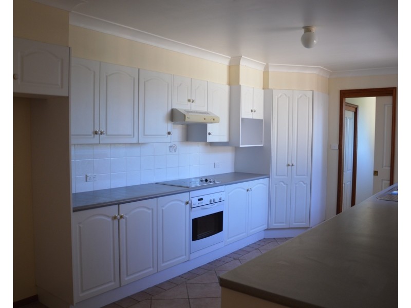 62 Acacia Drive, Muswellbrook NSW 2333