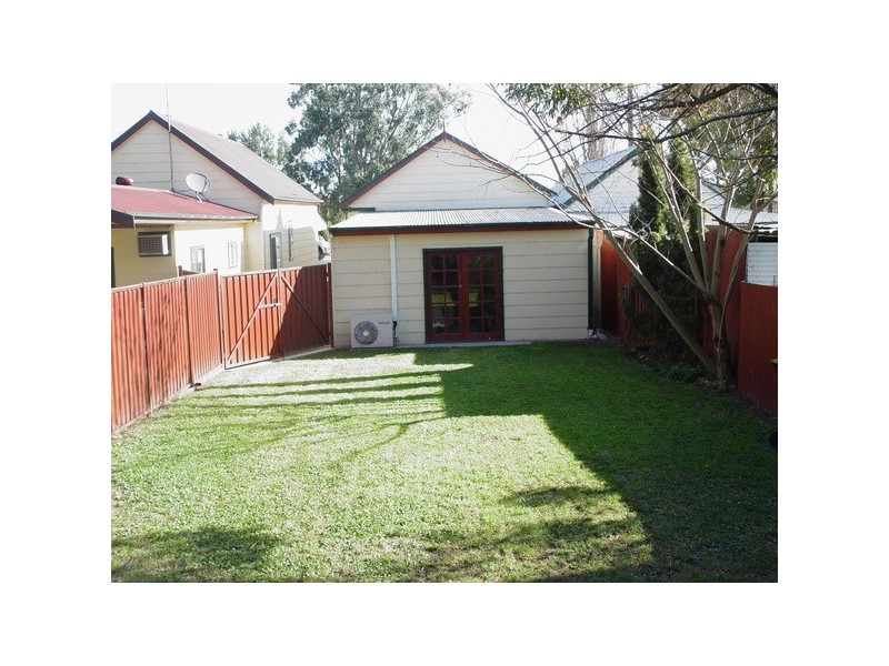 50 Macqueen Street, Aberdeen NSW 2336