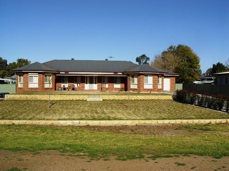 7 Dart Street, Aberdeen NSW 2336