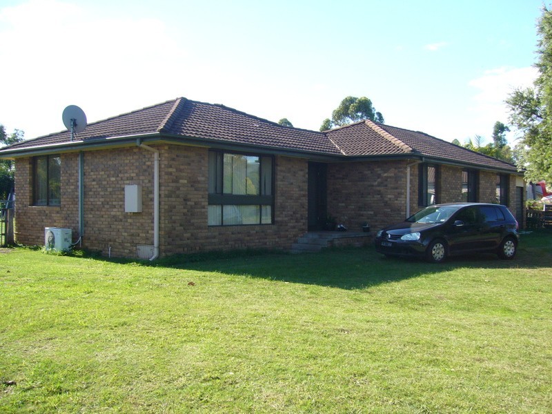 9 Gould Street, Scone NSW 2337