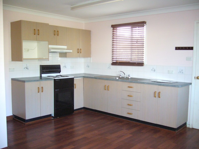 18 Mount Street, Aberdeen NSW 2336