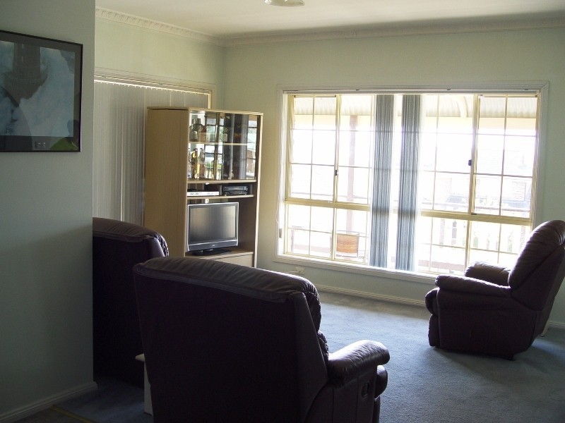 2 Jarrah Place, Muswellbrook NSW 2333