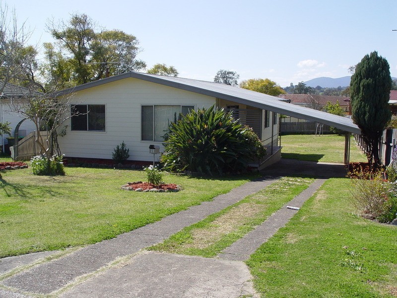 11 Donaldson Street, Muswellbrook NSW 2333