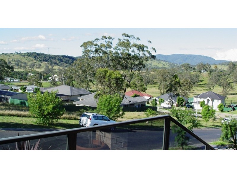 27 Bloodwood Road, Muswellbrook NSW 2333