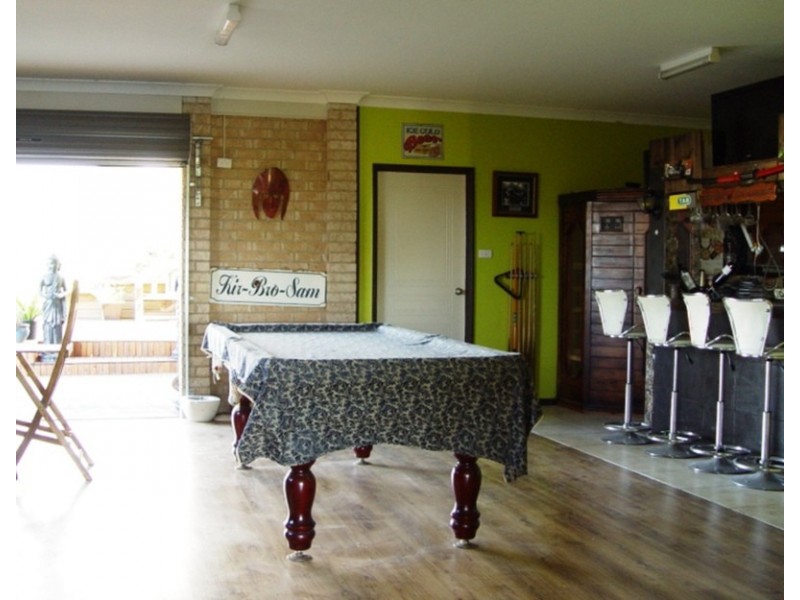 27 Bloodwood Road, Muswellbrook NSW 2333