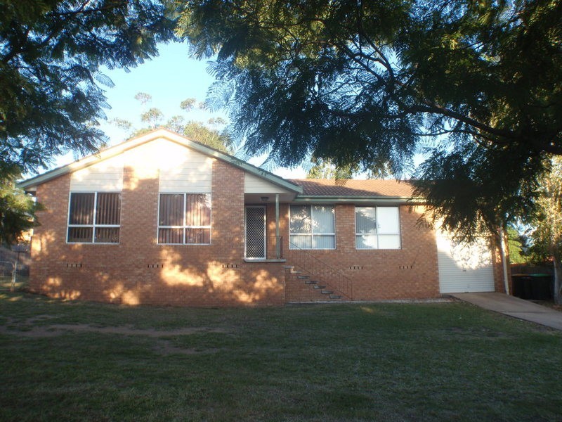 13 Lexia Street, Muswellbrook NSW 2333