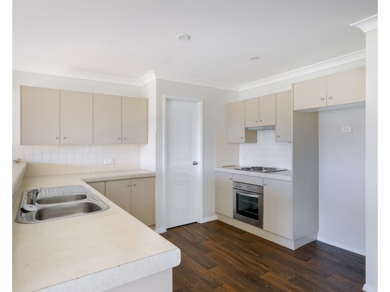 27 Bloodwood Road, Muswellbrook NSW 2333