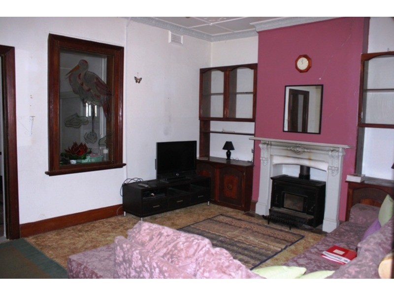 18 Barrett Street, Muswellbrook NSW 2333