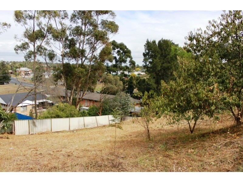 27 Carl Street, Muswellbrook NSW 2333