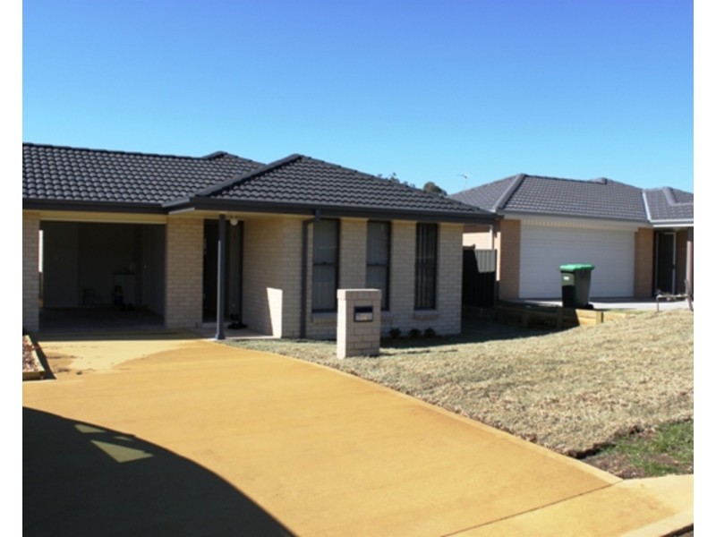 2/88 Osborn Avenue, Muswellbrook NSW 2333