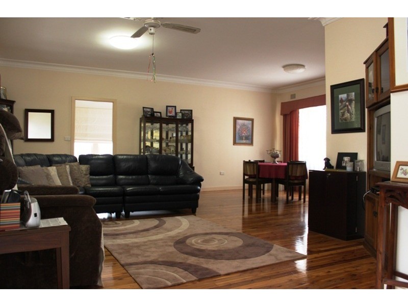9 Sowerby Street, Muswellbrook NSW 2333
