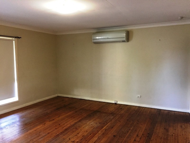 42 Cousins Street, Muswellbrook NSW 2333