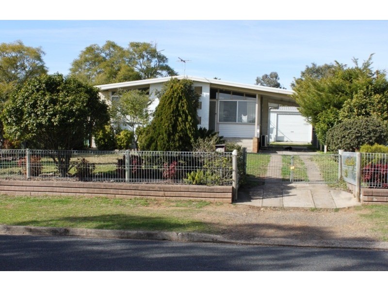 59 Tobruk Avenue, Muswellbrook NSW 2333