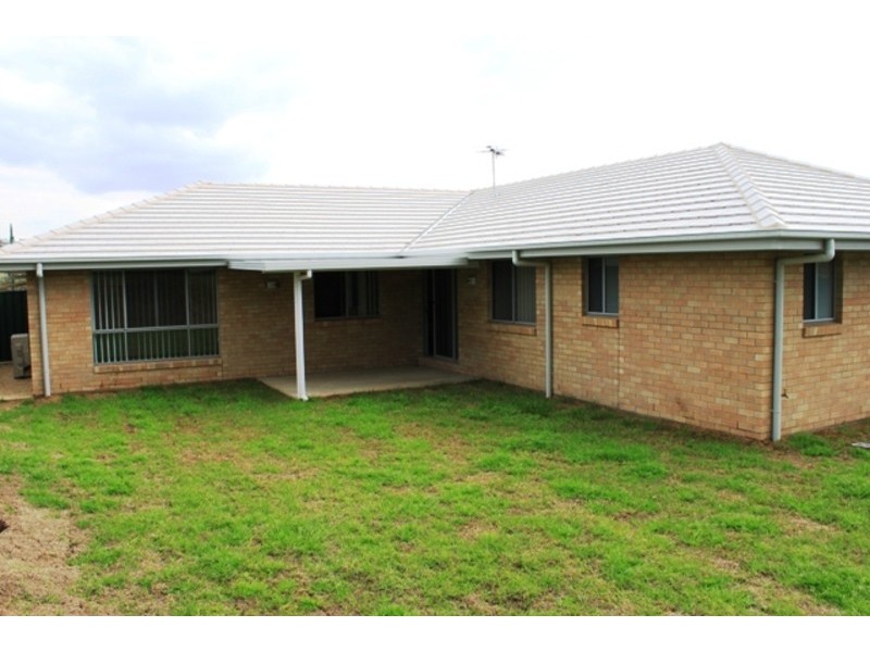 9 Dixon Circuit, Muswellbrook NSW 2333
