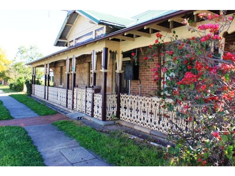 208 Bridge Street, Muswellbrook NSW 2333