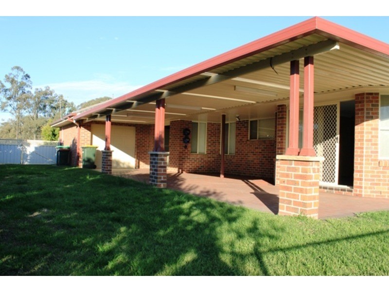 1 Bimbadeen Drive, Muswellbrook NSW 2333