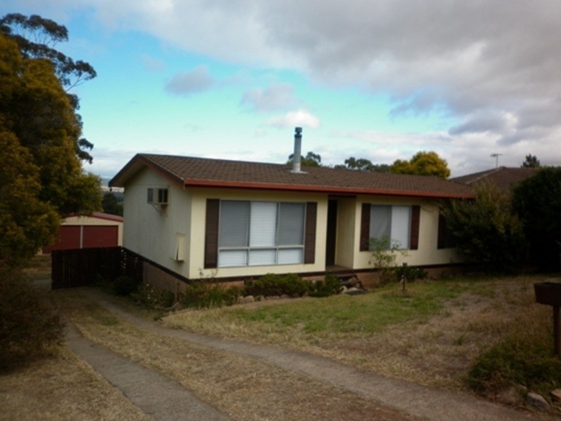 8 McLeod Street, Aberdeen NSW 2336