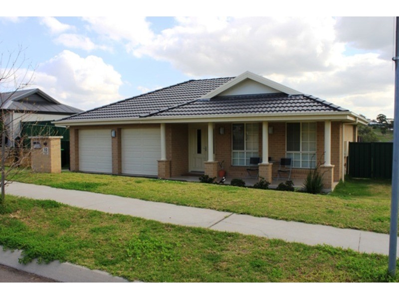 10 Belmore Street, Muswellbrook NSW 2333