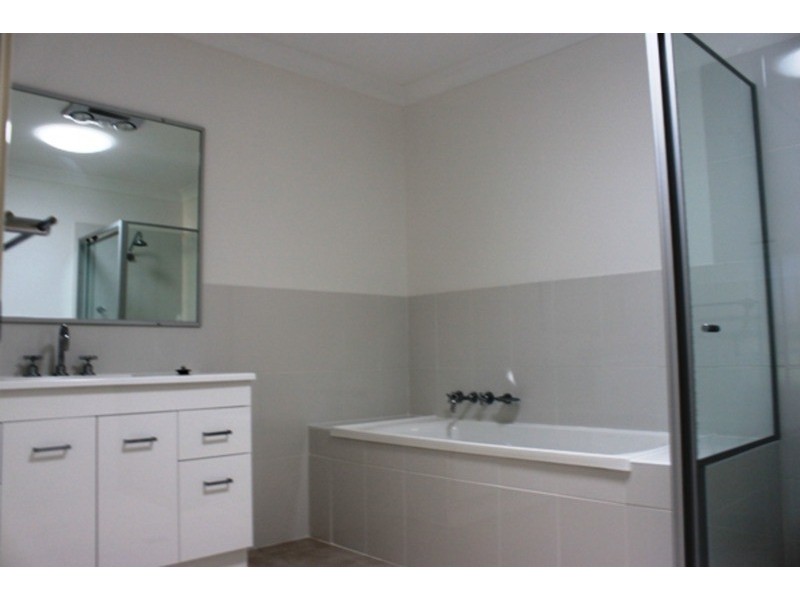 1 & 2/1 Belmore Street, Muswellbrook NSW 2333