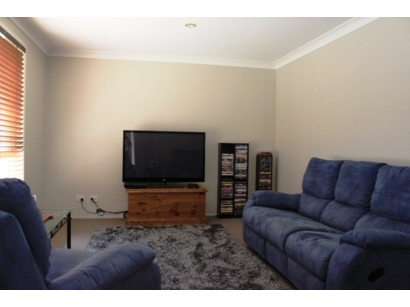 11 Rosemount Road, Denman NSW 2328