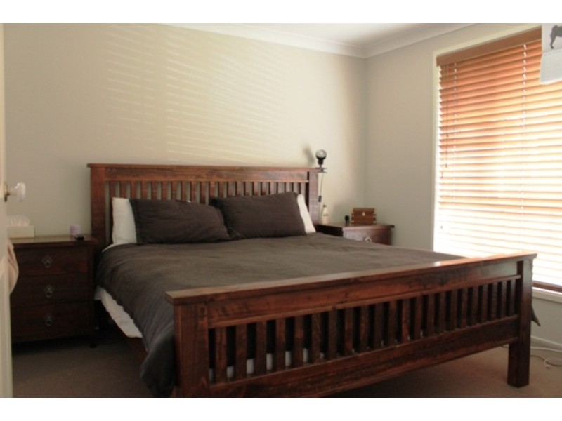 11 Rosemount Road, Denman NSW 2328