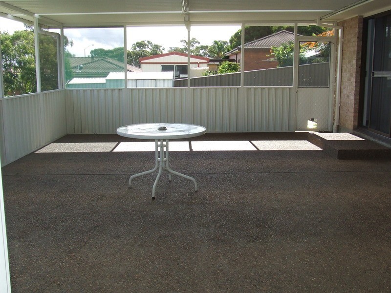 16 McLeod Street, Aberdeen NSW 2336