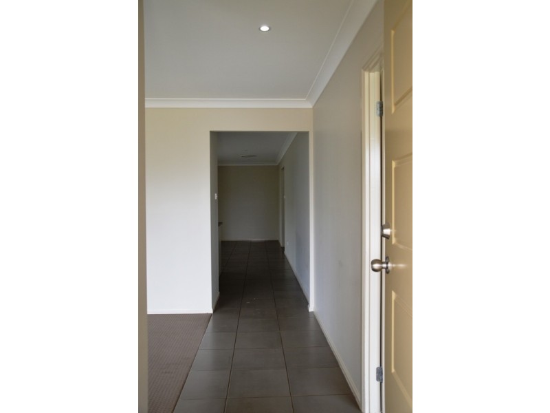 17 Dixon Circuit, Muswellbrook NSW 2333