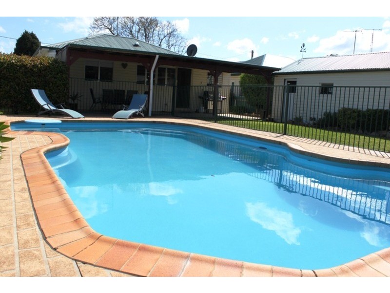 13 Bligh Lane, Muswellbrook NSW 2333
