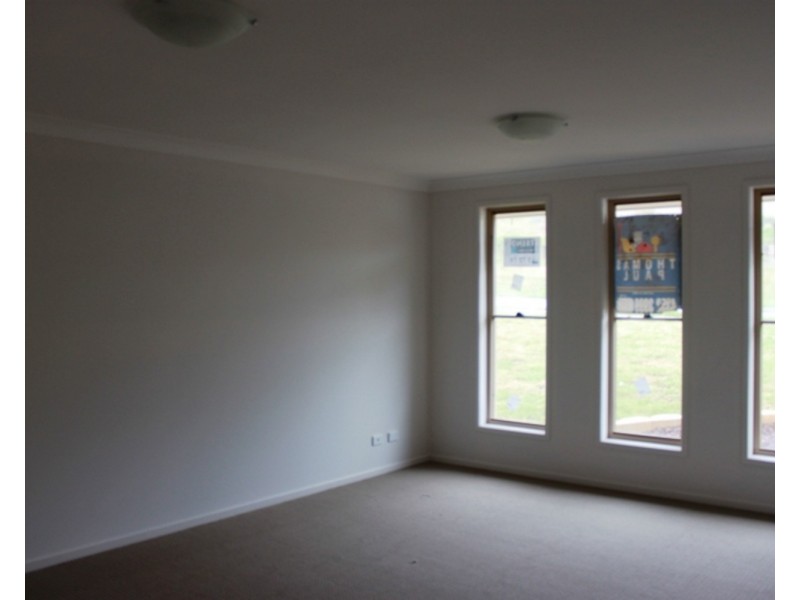 42 Chivers Circuit, Muswellbrook NSW 2333