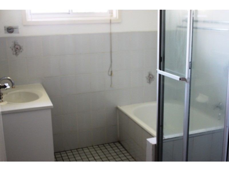 2 McClintock Drive, Muswellbrook NSW 2333