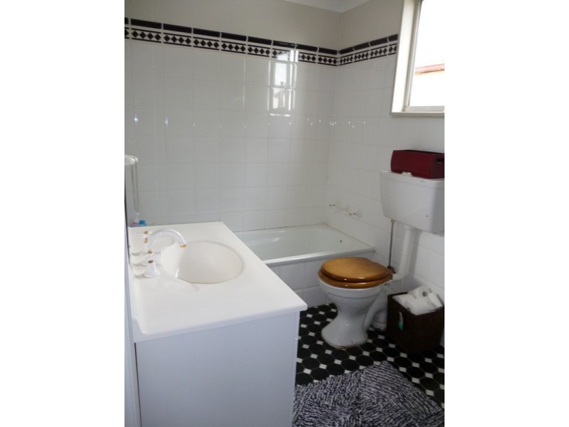 8 Kyuga Street, Aberdeen NSW 2336