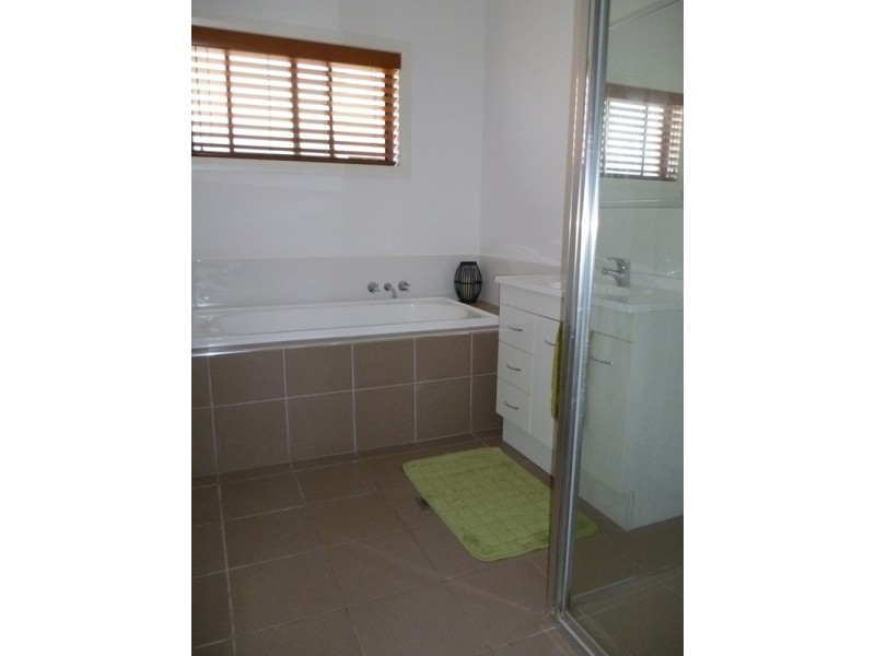 1/11 Nandowra Street, Aberdeen NSW 2336