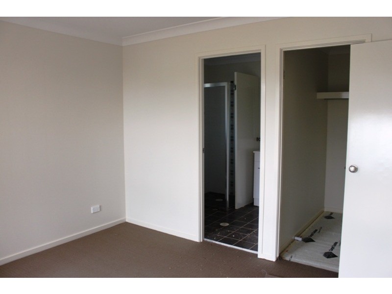 26 Chivers Circuit, Muswellbrook NSW 2333