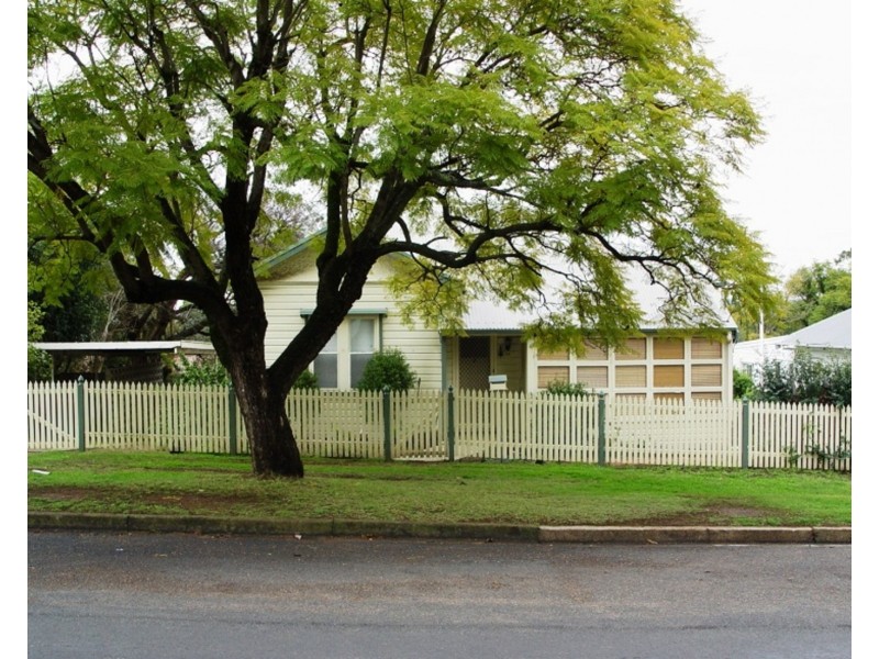 36 Sowerby Street, Muswellbrook NSW 2333