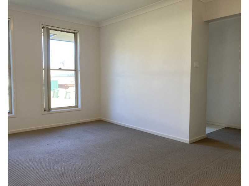 15 Chivers Circuit, Muswellbrook NSW 2333