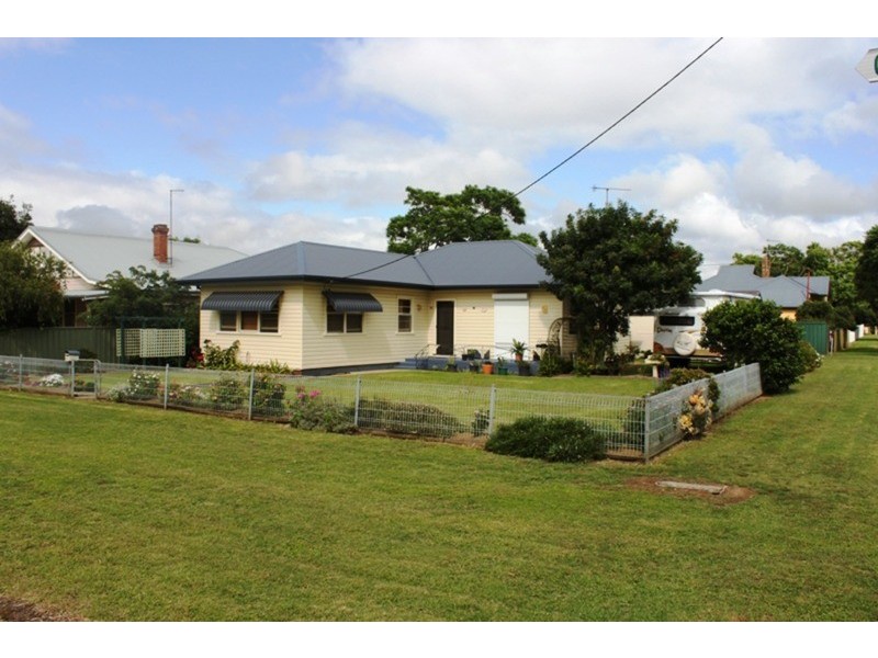 68 Carl Street, Muswellbrook NSW 2333
