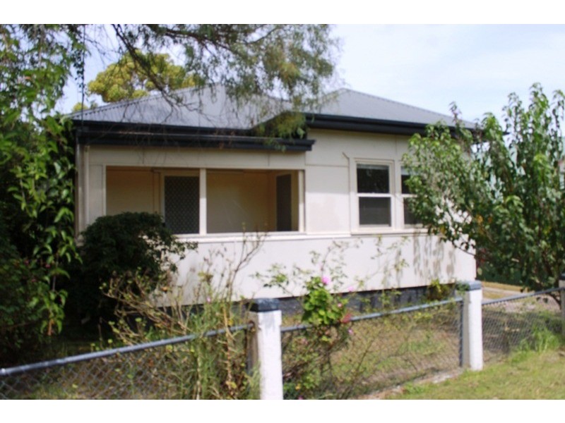 13 Wilkins Street, Muswellbrook NSW 2333