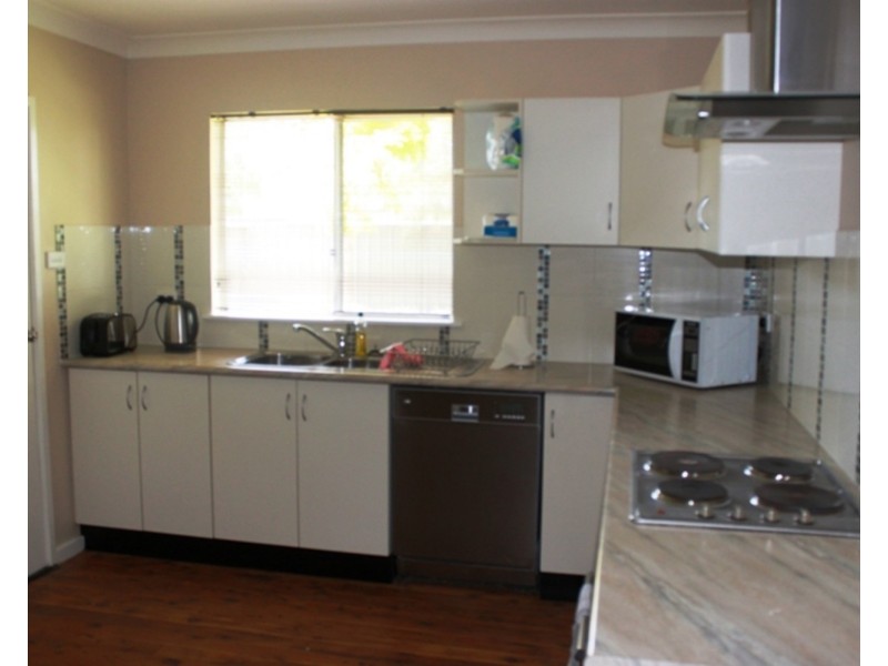 1/8 Midanga Avenue, Muswellbrook NSW 2333